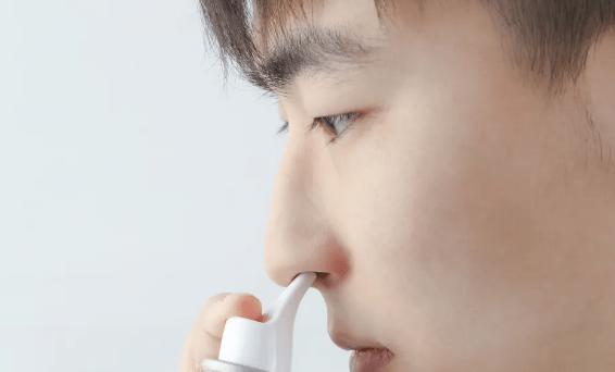 耳朵总是油得很还痒但掏不出东西,耳朵总痒却掏不出东西是咋回事