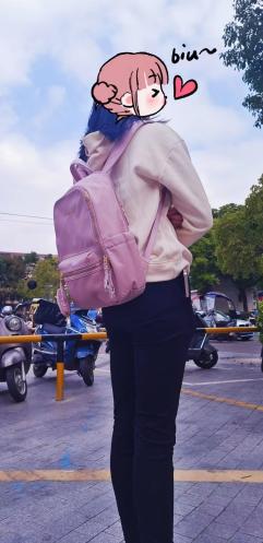 旅行背包推荐双肩背包,适合旅游的斜挎式背包推荐