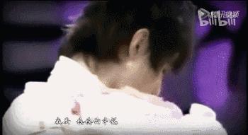 土得掉渣到极致,土得很掉渣