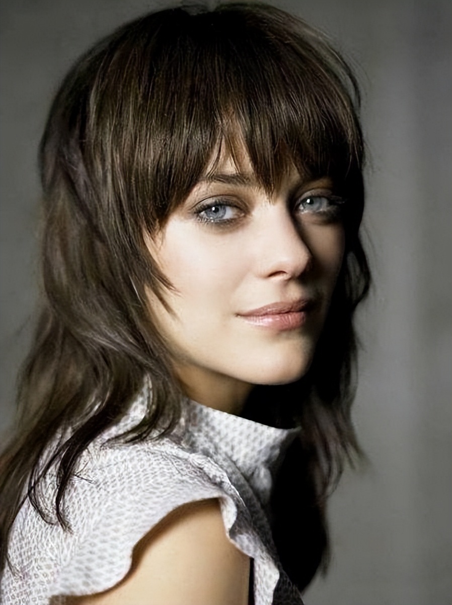 玛丽昂·歌迪亚：从小镇女孩到国际影坛巨星的崛起