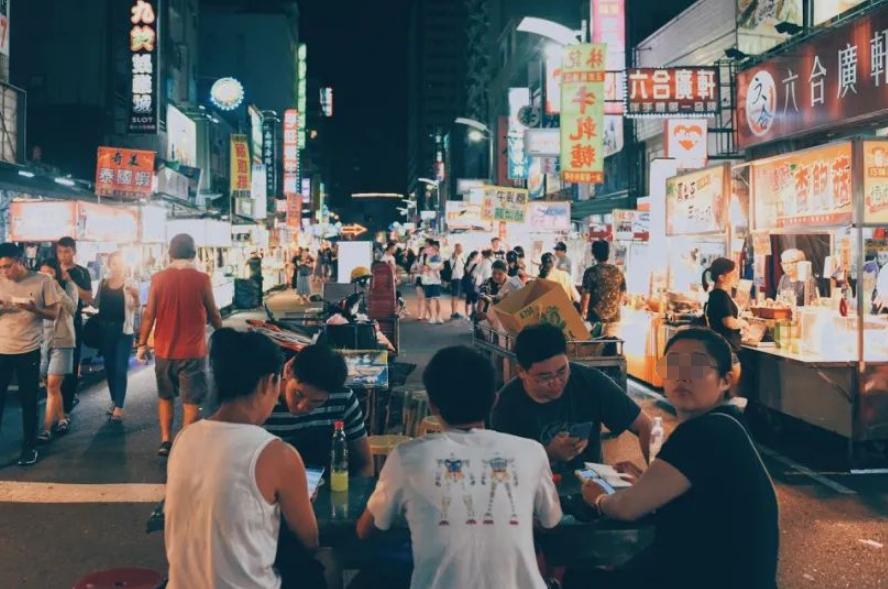 醉酒女大学生惨死宾馆，下身出血大小便*禁失**，监控拍下可怕画面！