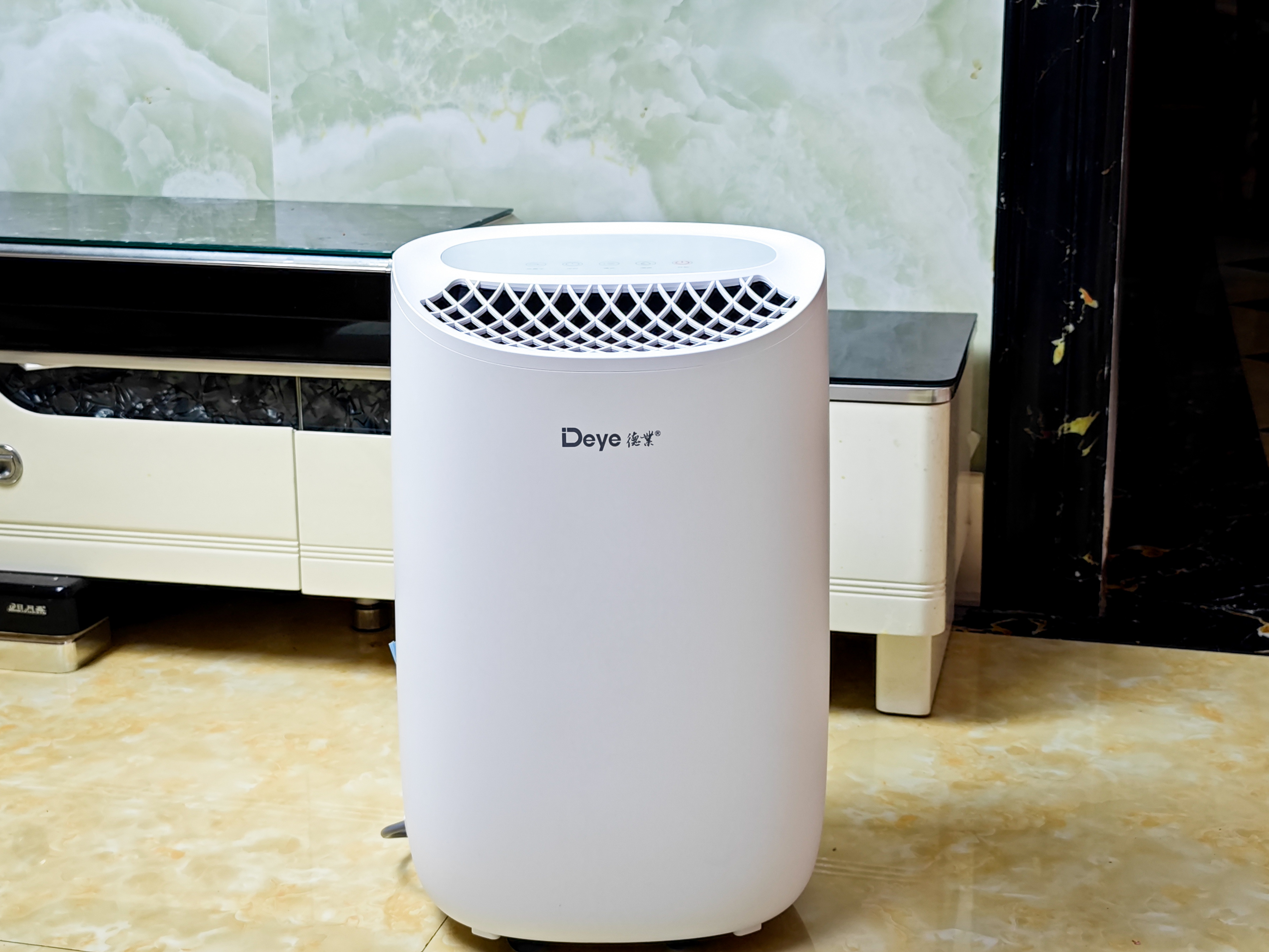 回南天潮湿怎么办，用德业B12A3*湿机除**来解决！