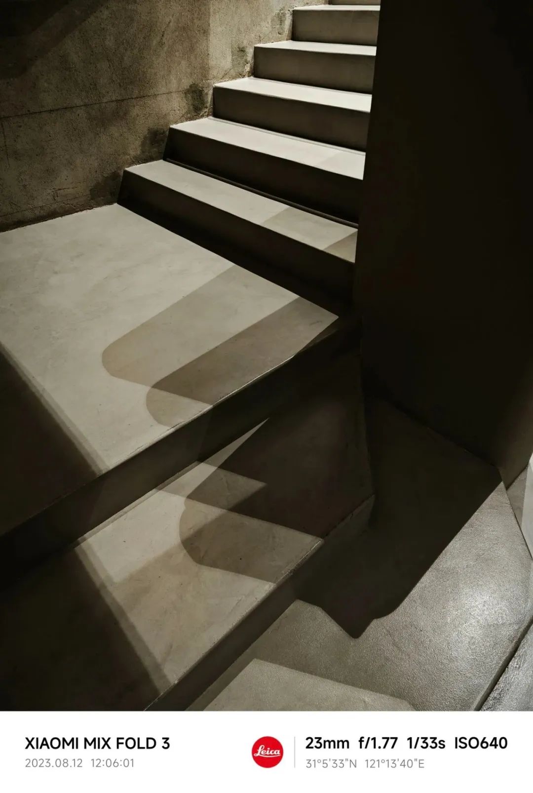 小米mixfold3长焦微距对比华为,关注色彩