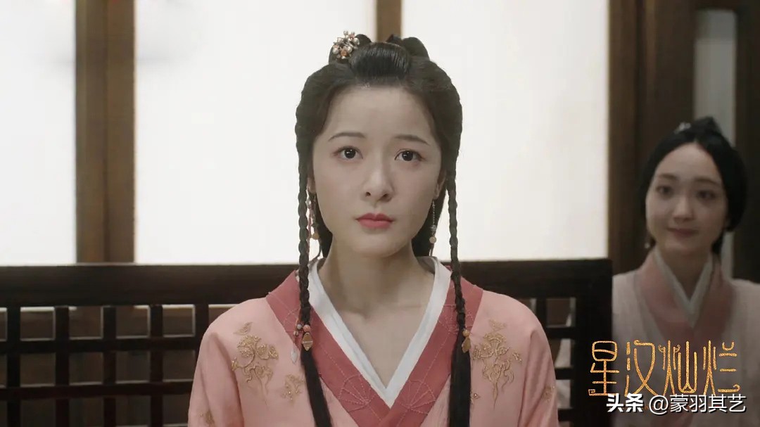 徐娇成年照 (徐娇假小子模样大变化)