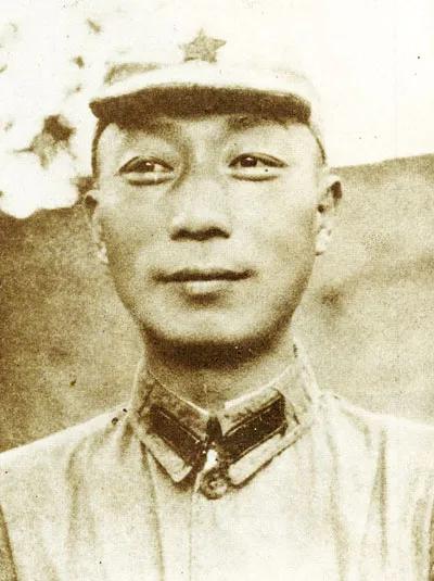 元帅原来也是足球健将，男足们好好学着点