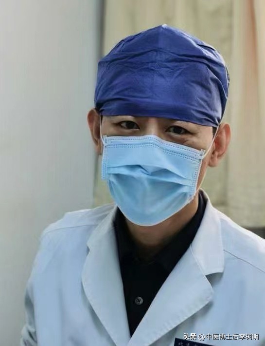 腰椎管狭窄压迫神经腿疼怎么治疗,腰椎管狭窄吃什么药