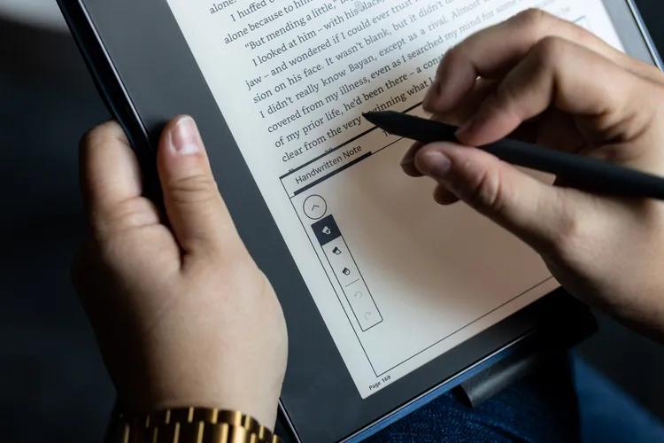 亚马逊kindle屏幕调节,亚马逊kindle看书好么