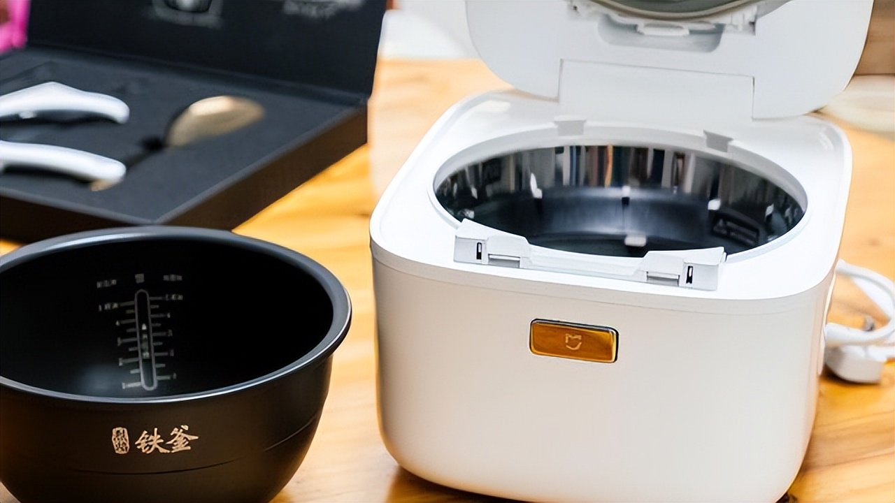 老式电饭煲为什么还是有许多人用,为什么传统电饭煲越来越少