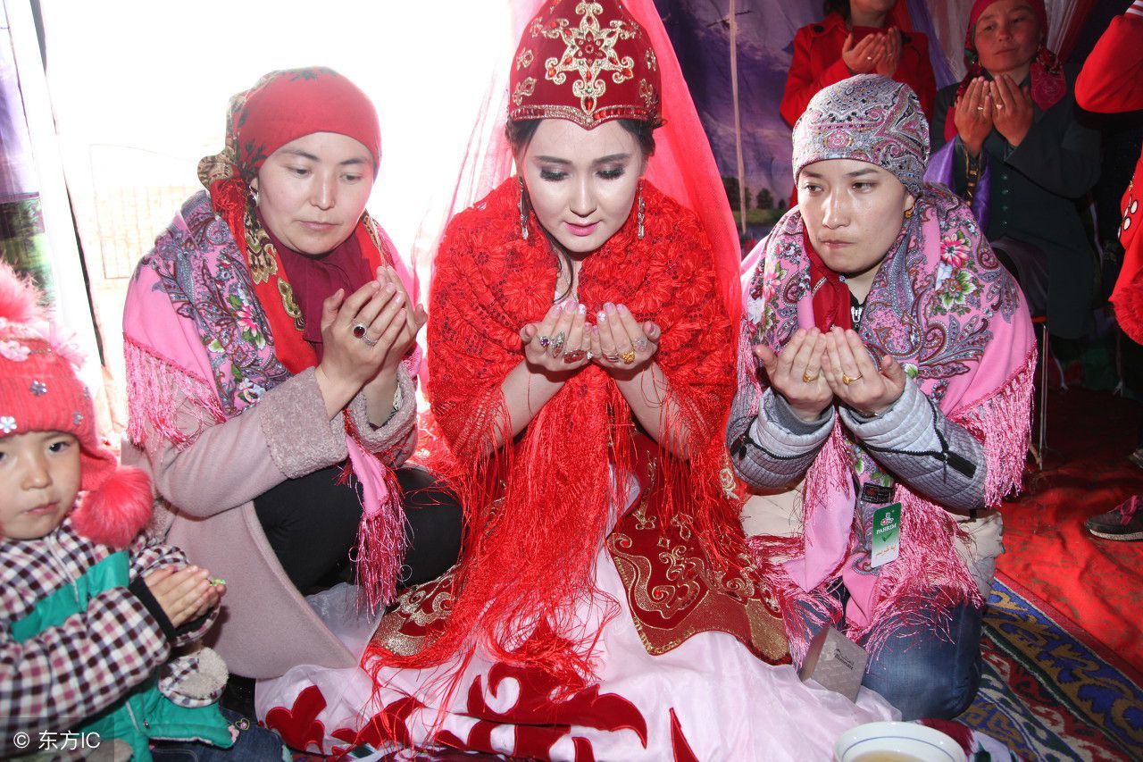 为什么*疆新**女子很少嫁到内地，本地姑娘说了大实话，确实很尴尬！
