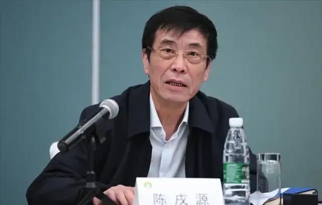 为了中国足球陈戌源主席请您下课