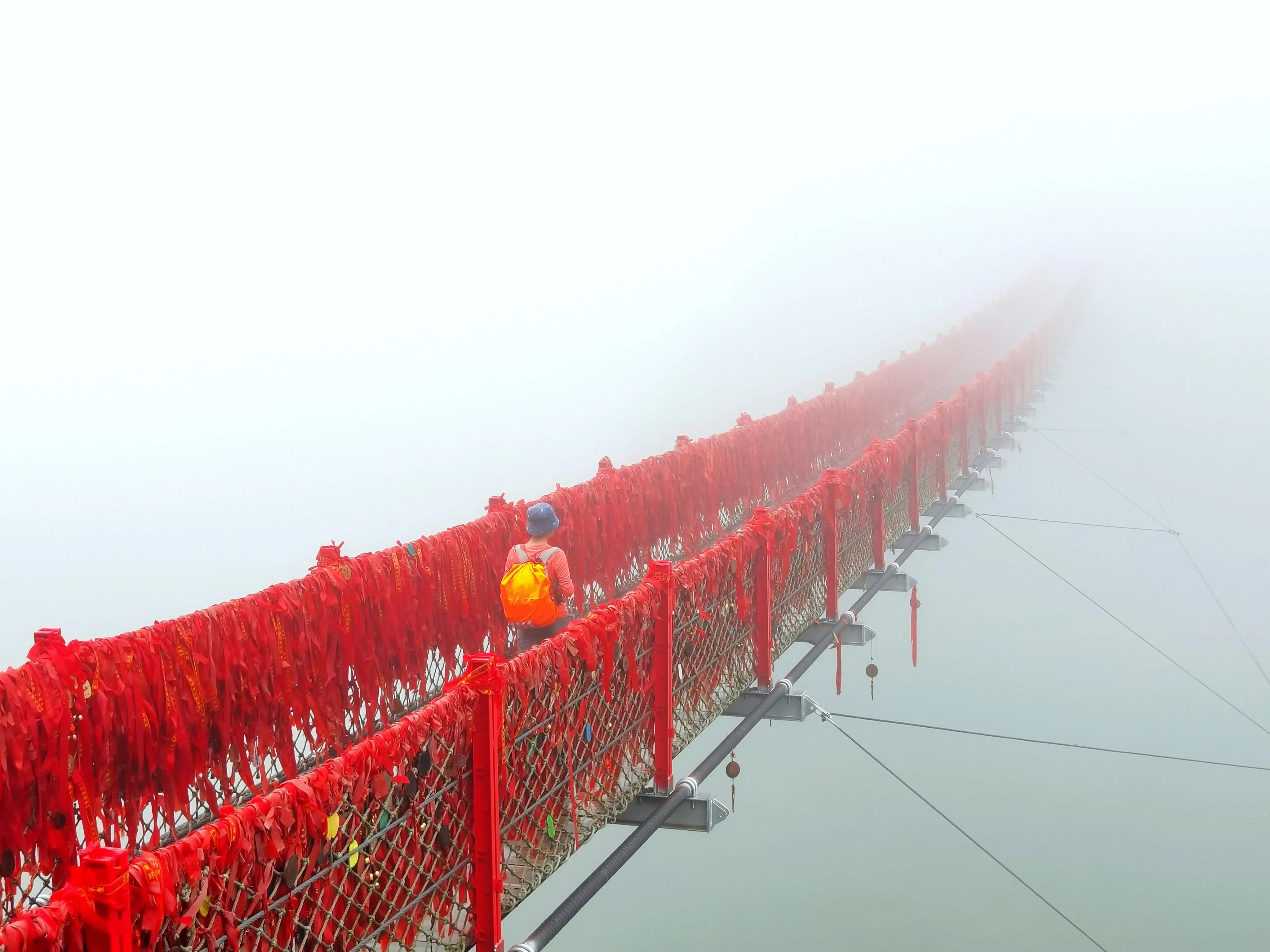 桂林阳朔如意峰一镜到底,阳朔如意峰全景