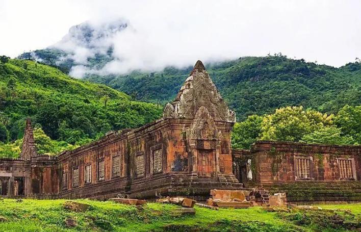 老挝小城梦想成深圳，流行使用人民币，卖中国货，快递直发中国