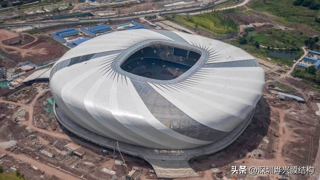 重庆龙兴足球场竣工,重庆龙兴专业足球场造价