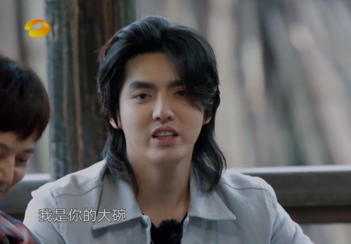 吴亦凡就这样写下了自己的结局，留下的三个疑问，是时候解开了