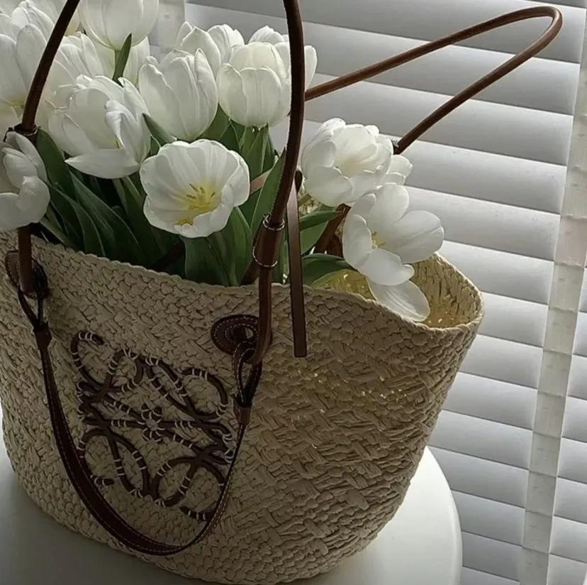 情侣之间增进感情的话题,情侣聊天话题100句幽默求回答