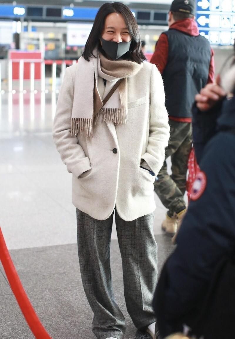 冬季穿羊绒西裤,冬天加厚不加绒的西裤穿着会冷吗