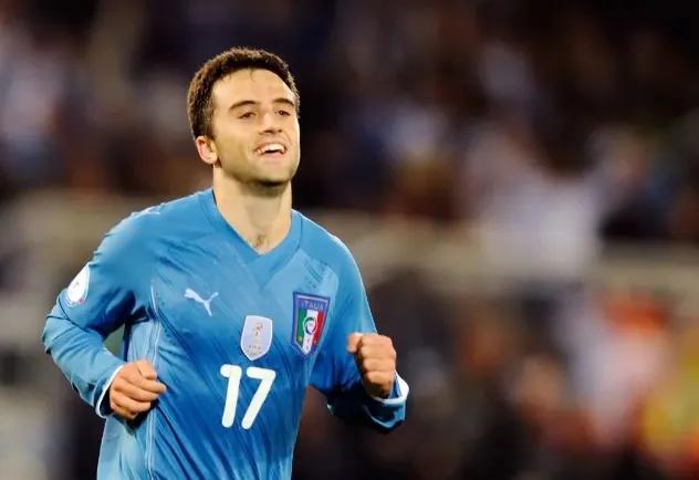 意大利归化前锋,归化球员逆转武磊