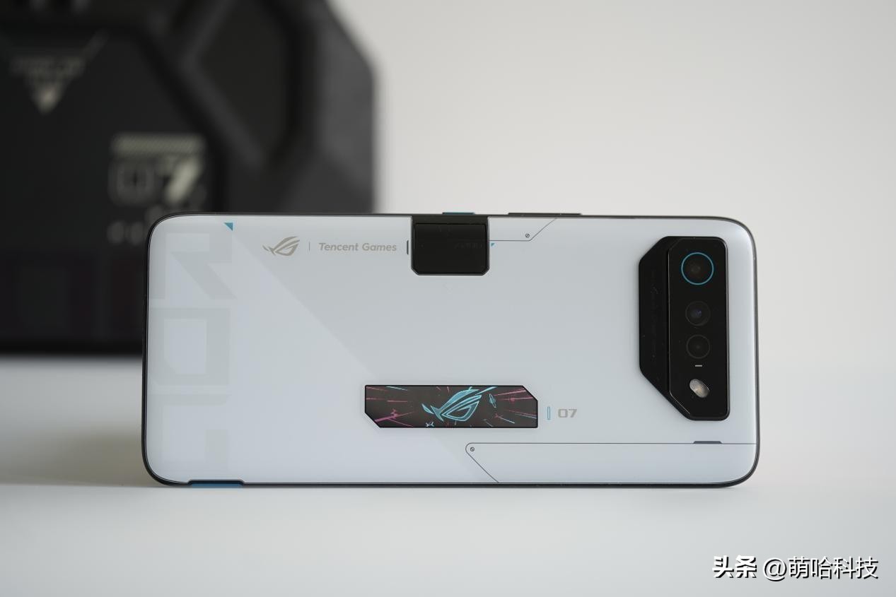rog7游戏手机小白测评,游戏手机推荐rog7