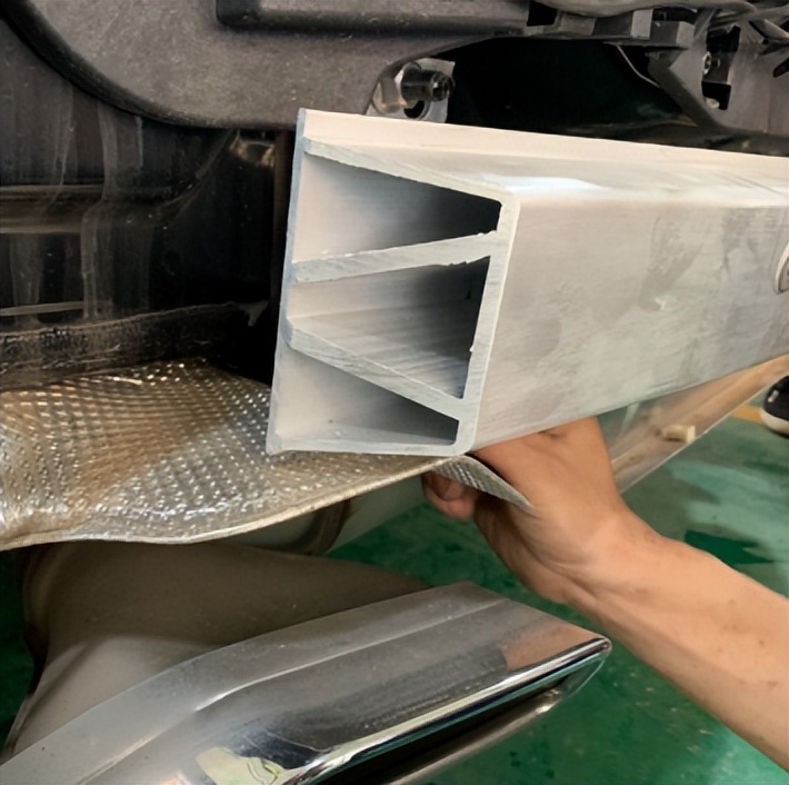 铝合金轻量化车身,铝合金刚性很好