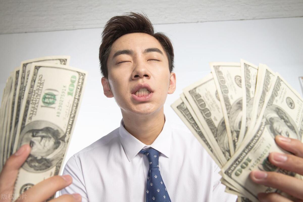 穷人如何打开赚钱思维,穷人不懂的赚钱法则