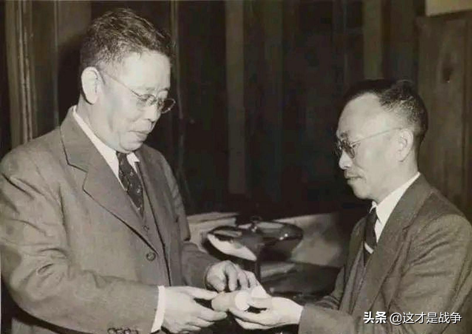 1929年，有*官高**提出废止中医，后来，他果然成了著名的大汉奸