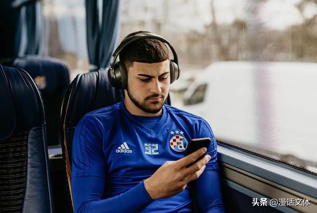 世界足坛十大年轻中卫,世界杯十大中卫排名