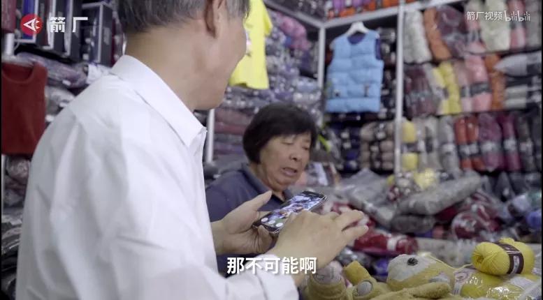 74岁上海“娃娃大夫”走红,花10年治好上千只娃娃:太治愈了