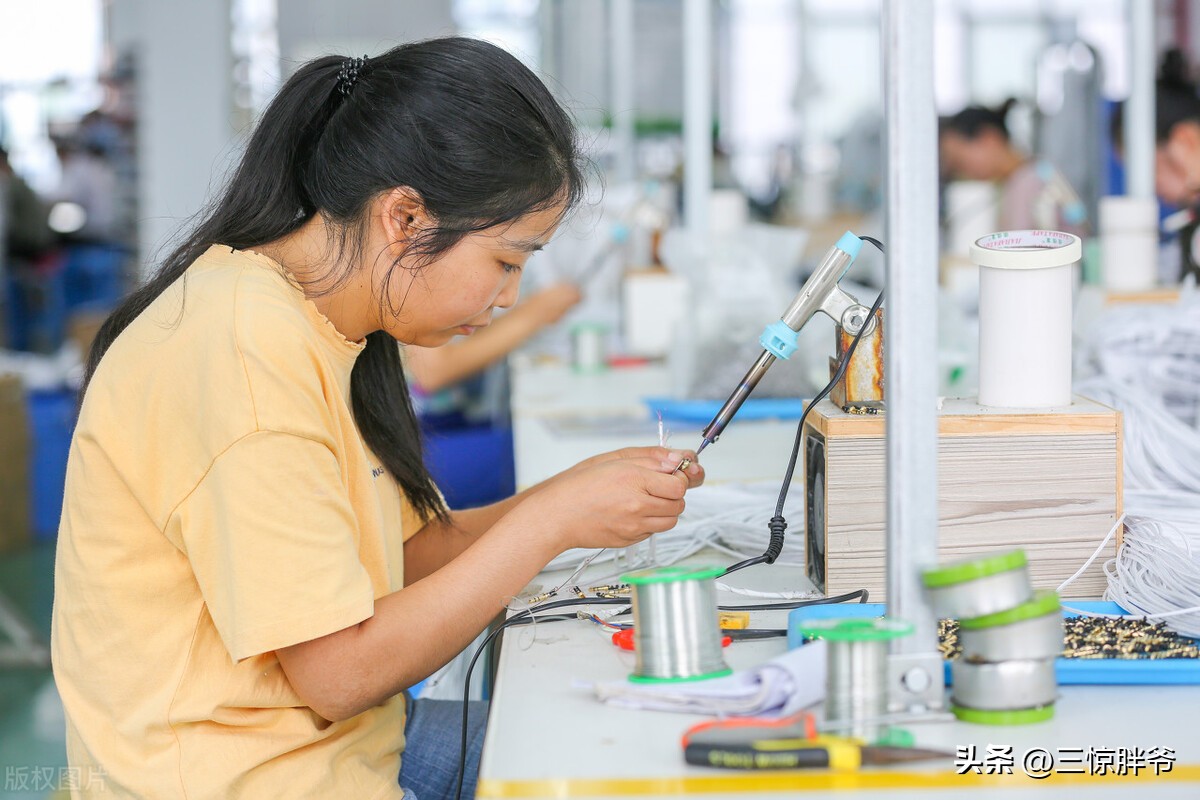 佛山往事：早餐店老板娘，满足了我的想象