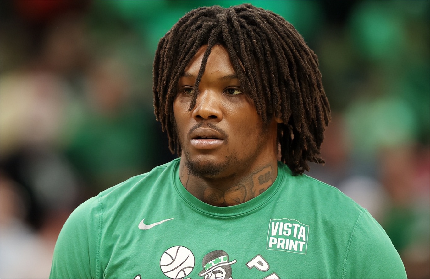 4人伤停，绿军中锋复出时间确定！12笔签约达成，NBA官宣罚单