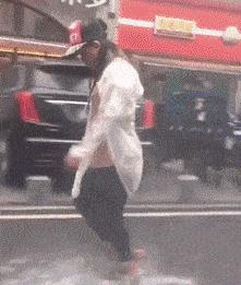 妹子东西丢了怎么回答,女生说她的东西丢了我该怎么回