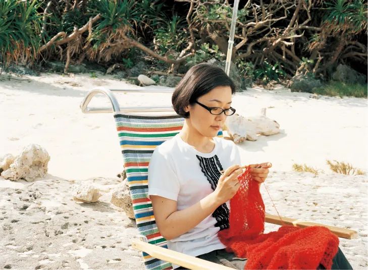 眼镜女郎的美，老电影都拍不出来