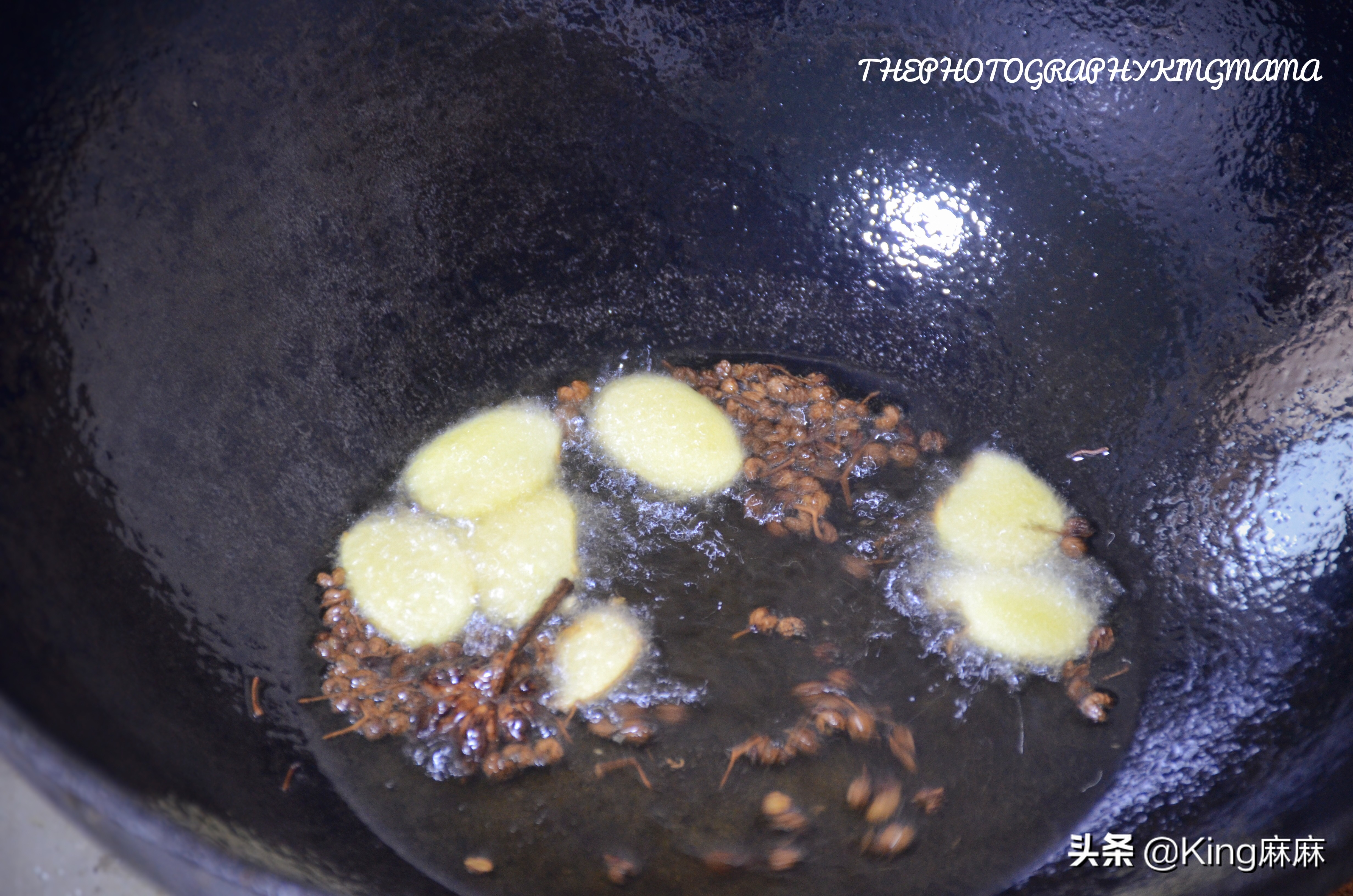 炖鱼需要搞哪些材料才好吃,炖鱼不放什么调料最好吃