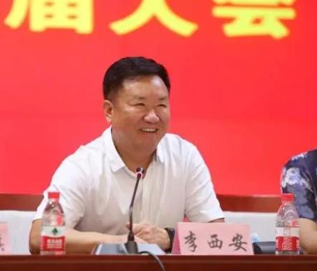 反腐进行时又有3人被查,落马官员“现身”反腐大片