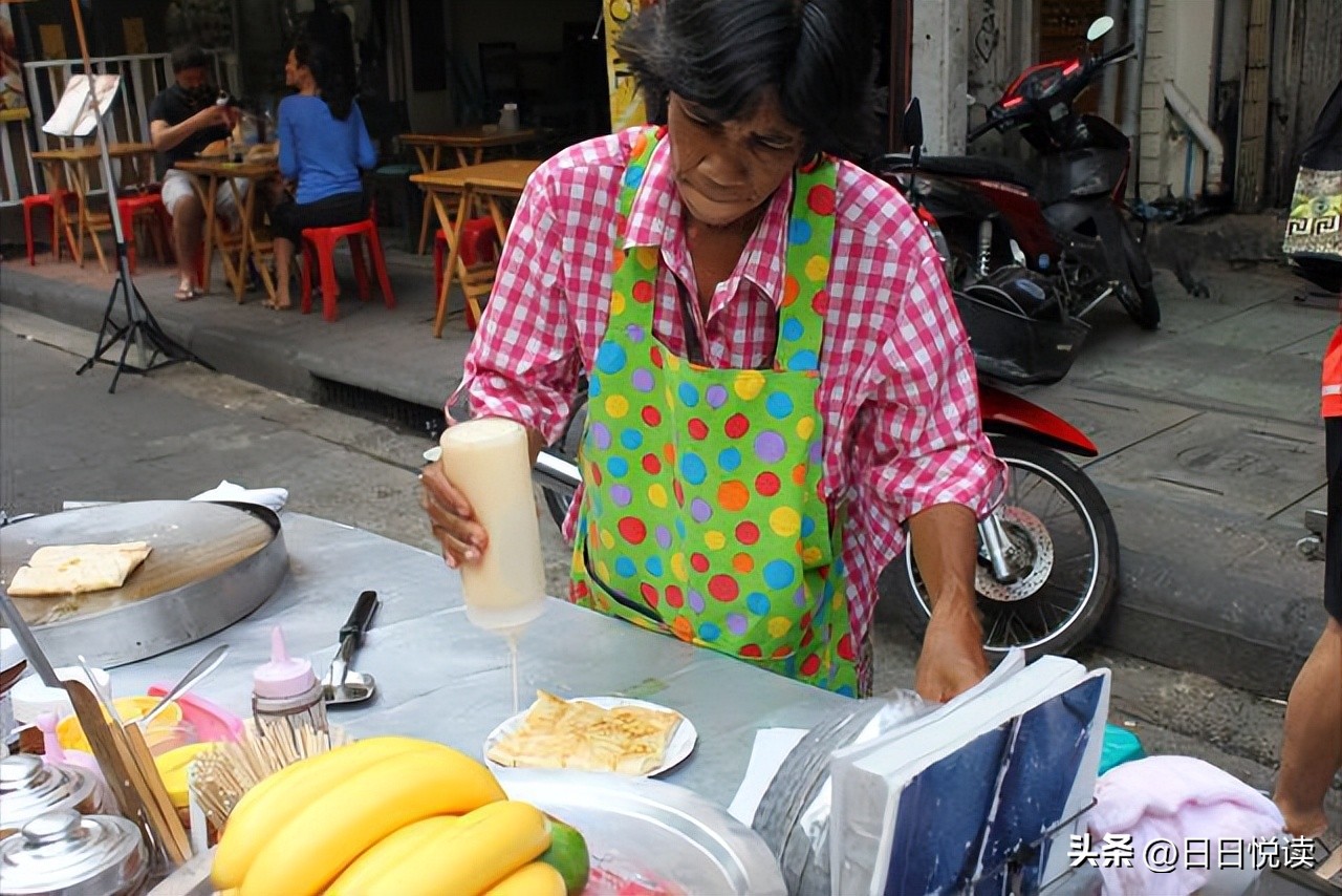 泰国小吃排行榜前十名,泰国美食街边小吃跳跳虾