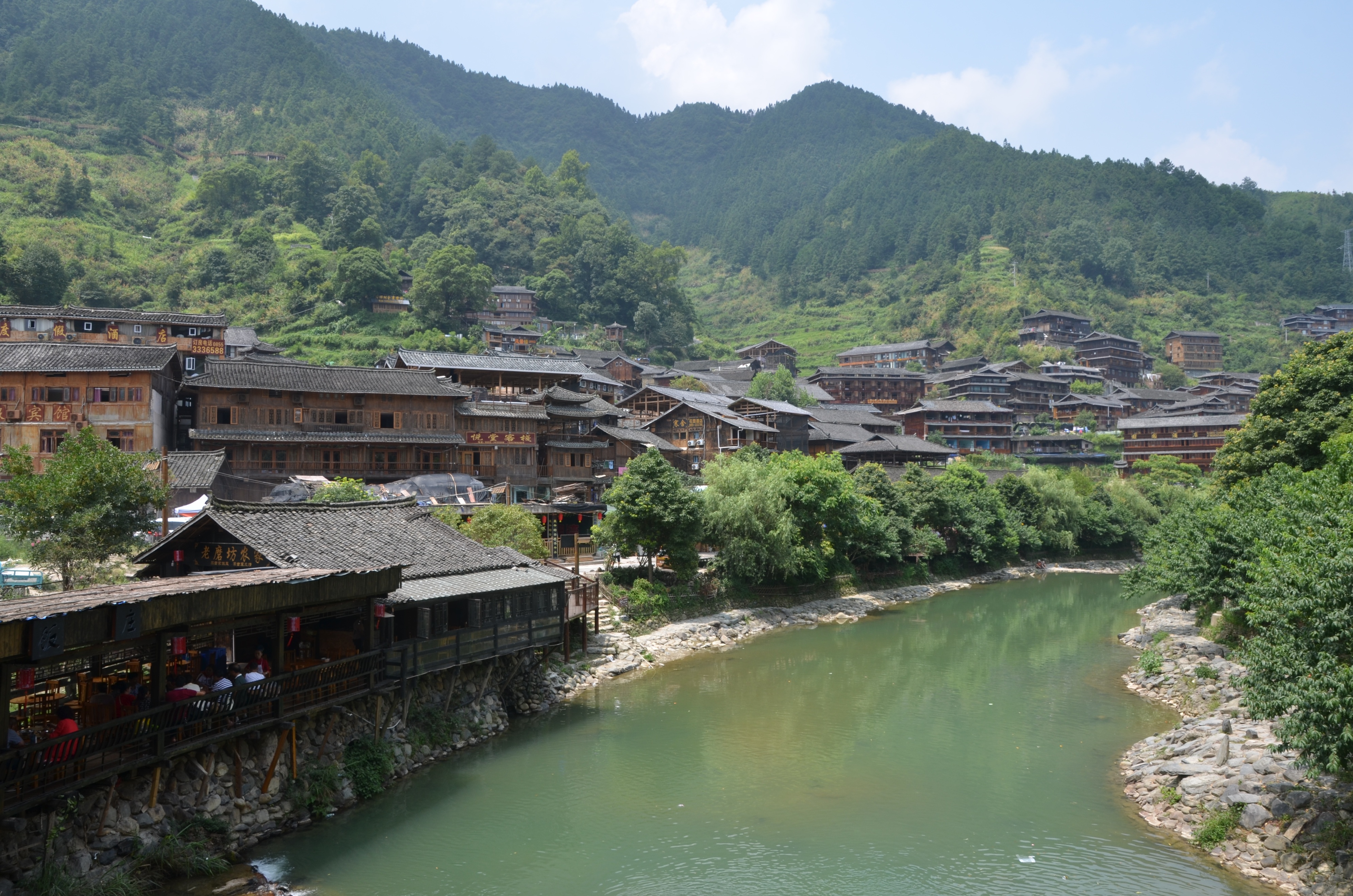 中国苗族第一寨西江千户苗寨,贵州西江千户苗寨一日游攻略