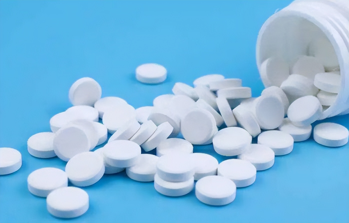 甲硝唑有什么功效多少钱一瓶,2块钱一袋的甲硝唑有副作用吗