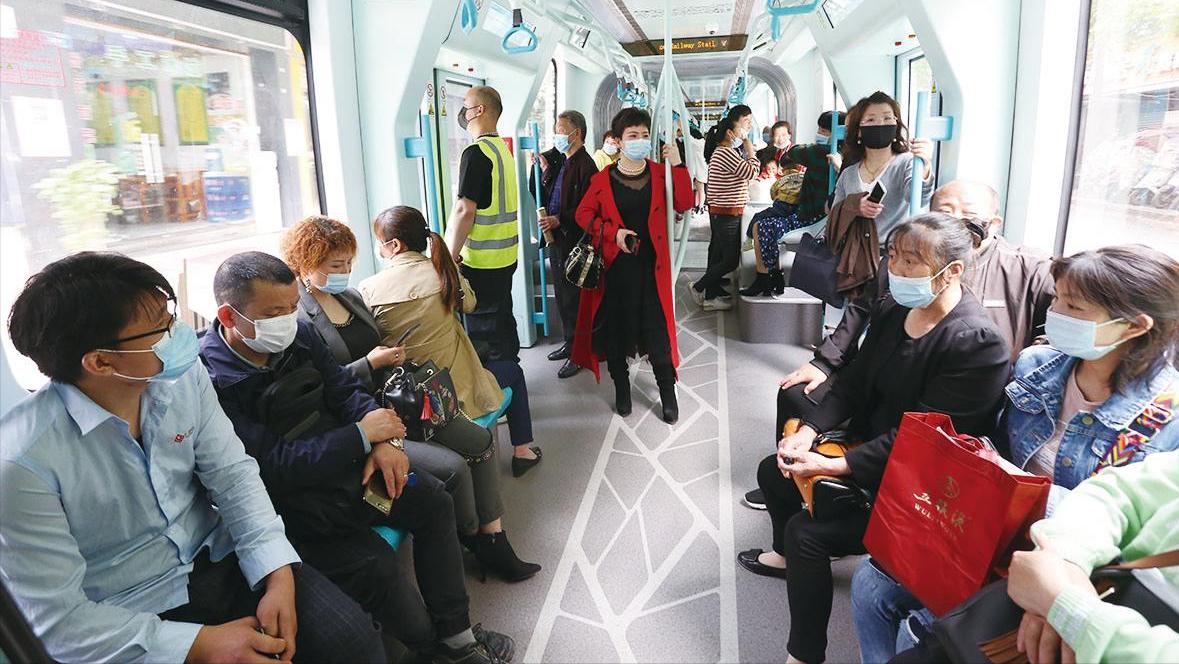 中国新型无轨火车,中国研发最快的火车