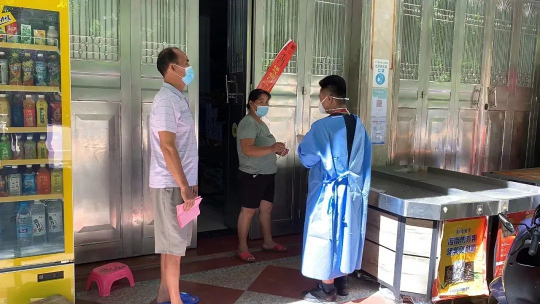 “疫”线有我 | 万宁市人大代表、东澳镇人大主席蔡为润:坚守使命展风采 抗疫一线显担当