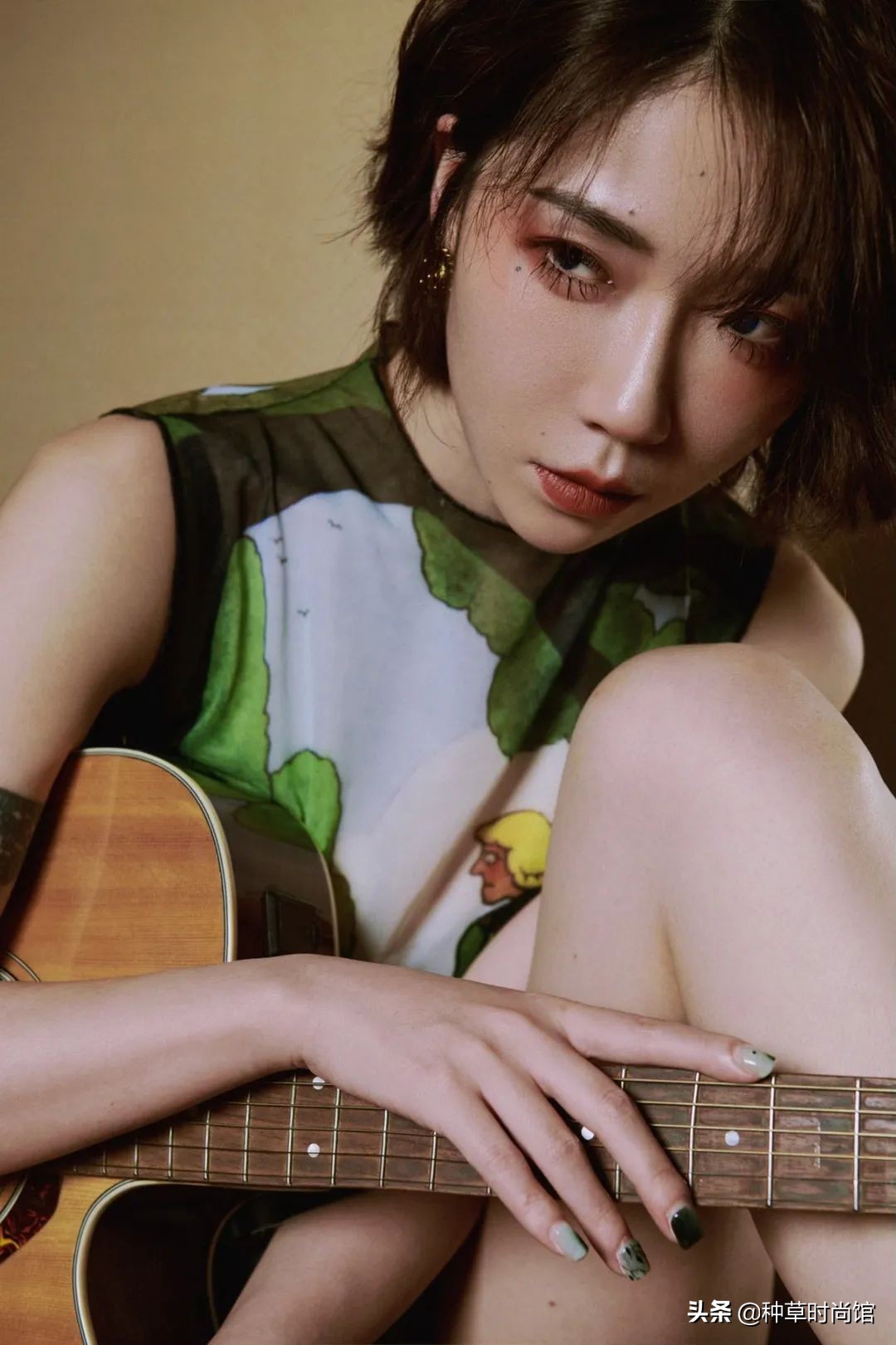 大方脸高颧骨女生适合的短发,短宽脸高颧骨女生适合的短发