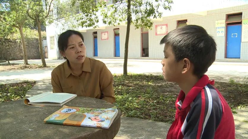 躬耕教坛强国有我征文三年级,躬耕教坛强国有我三年级学生征文