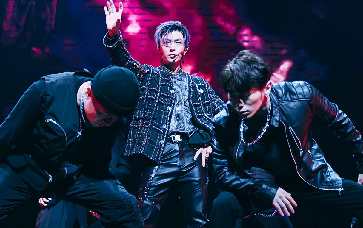 炎亚纶风波后发长文感谢粉丝,炎亚纶退群风波升级