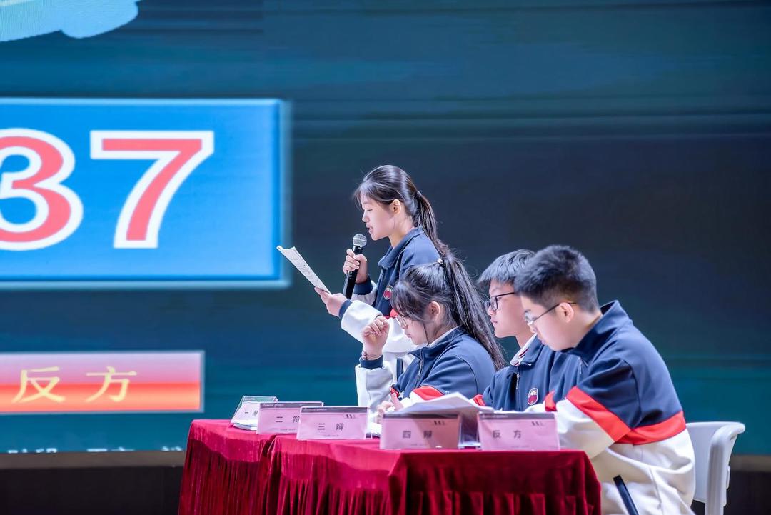 发生矛盾后大大方方解决,发生矛盾先道歉还是先冷静