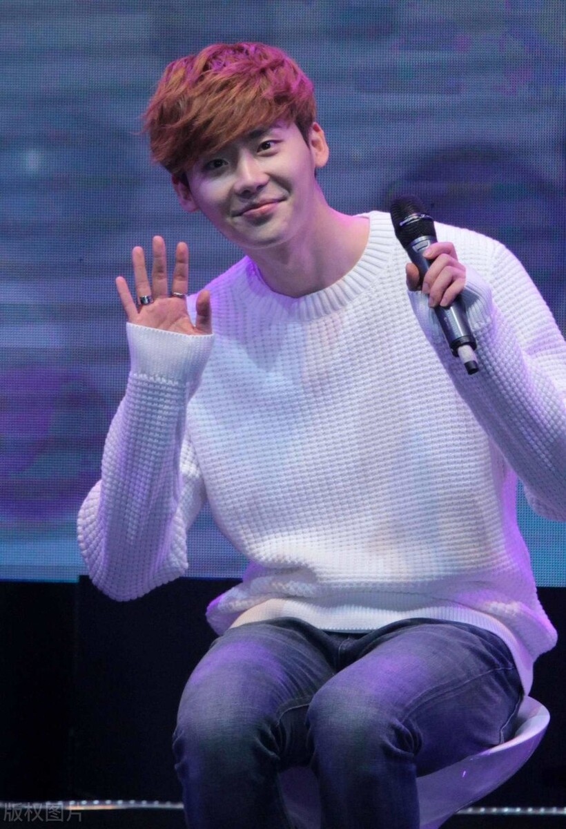 李钟硕怎么评价杨颖,李钟硕颜值变化史