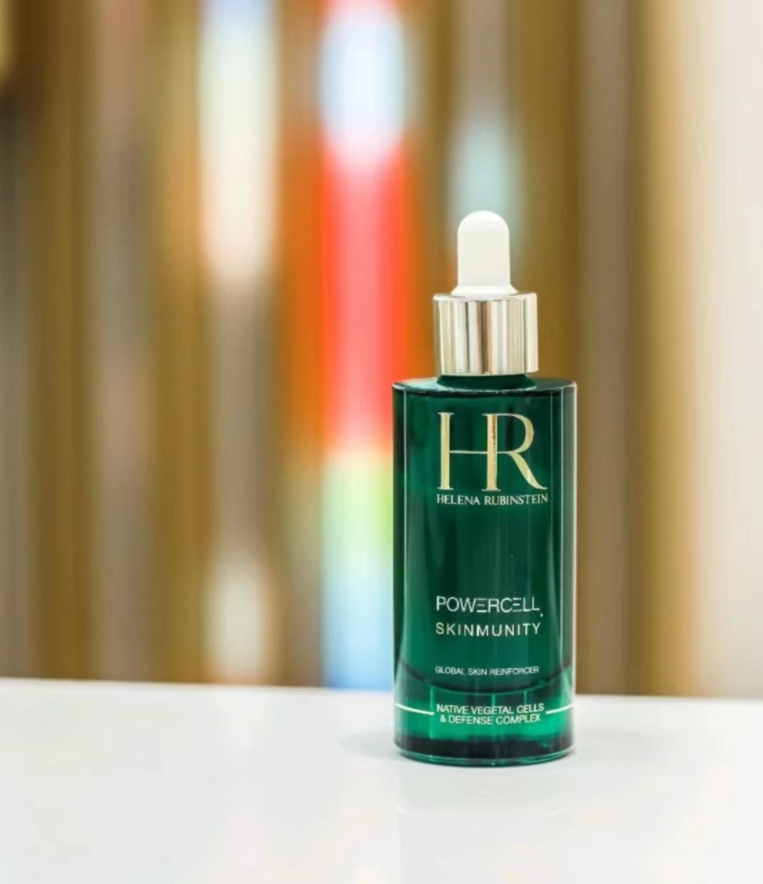 赫莲娜与娇韵诗精华对比,娇韵诗和赫莲娜精华哪个更抗老