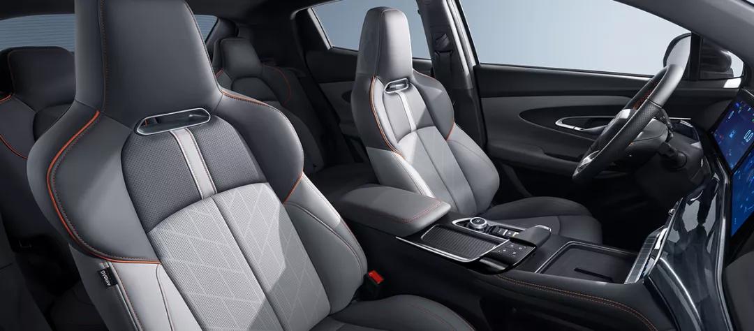 长安uni-t2.0t百公里加速,2.0t长安univ值得买吗