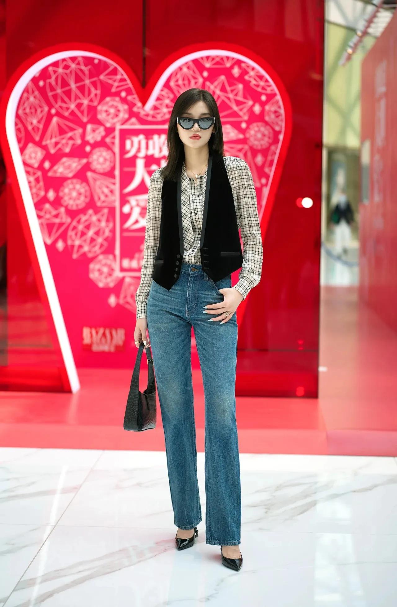 小苏拍的小视频,小苏潮流街拍