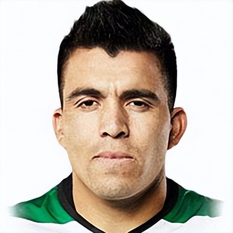 在西甲队出场120次，却吃到了34张黄牌，他因失误错失了欧战决赛