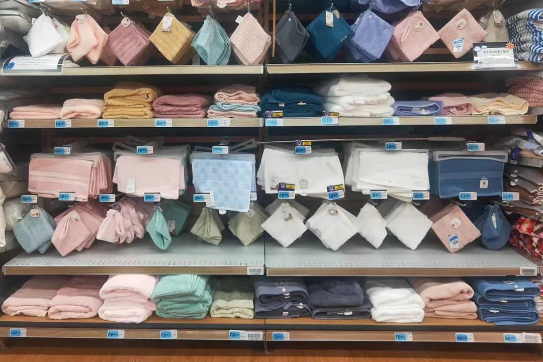 毛巾用久了破洞,毛巾用着用着就破洞了