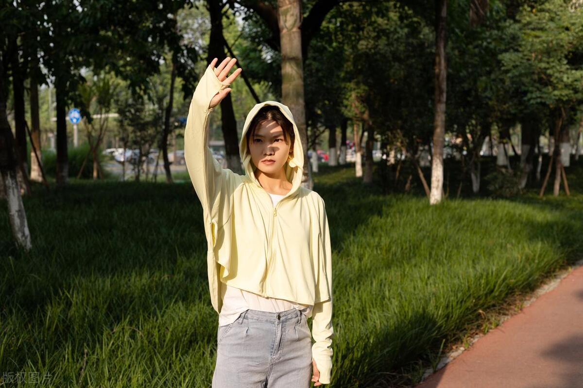 什么样的防晒衣效果最好,哪种防晒衣效果比较好