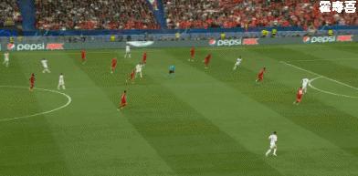 本泽马的进球为什么不算越位,21-22足球欧冠决赛本泽马越位